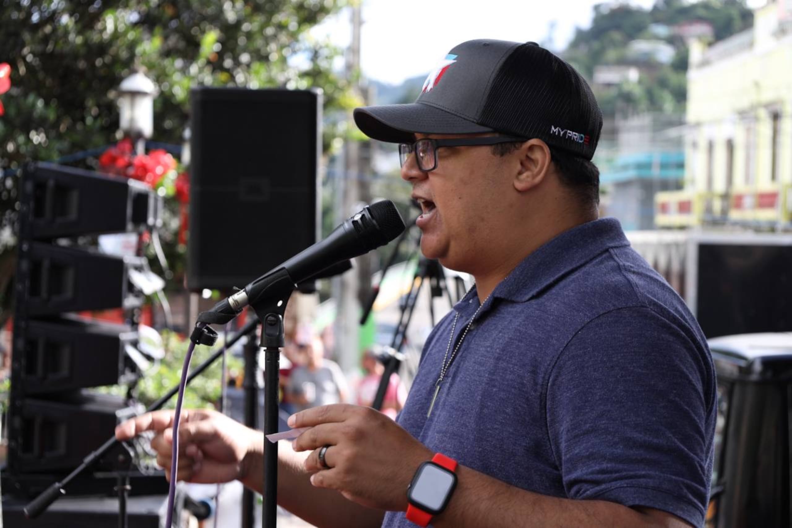 Martinez se coronó en la competencia realizada en la Plaza de la Trova en Comerío.