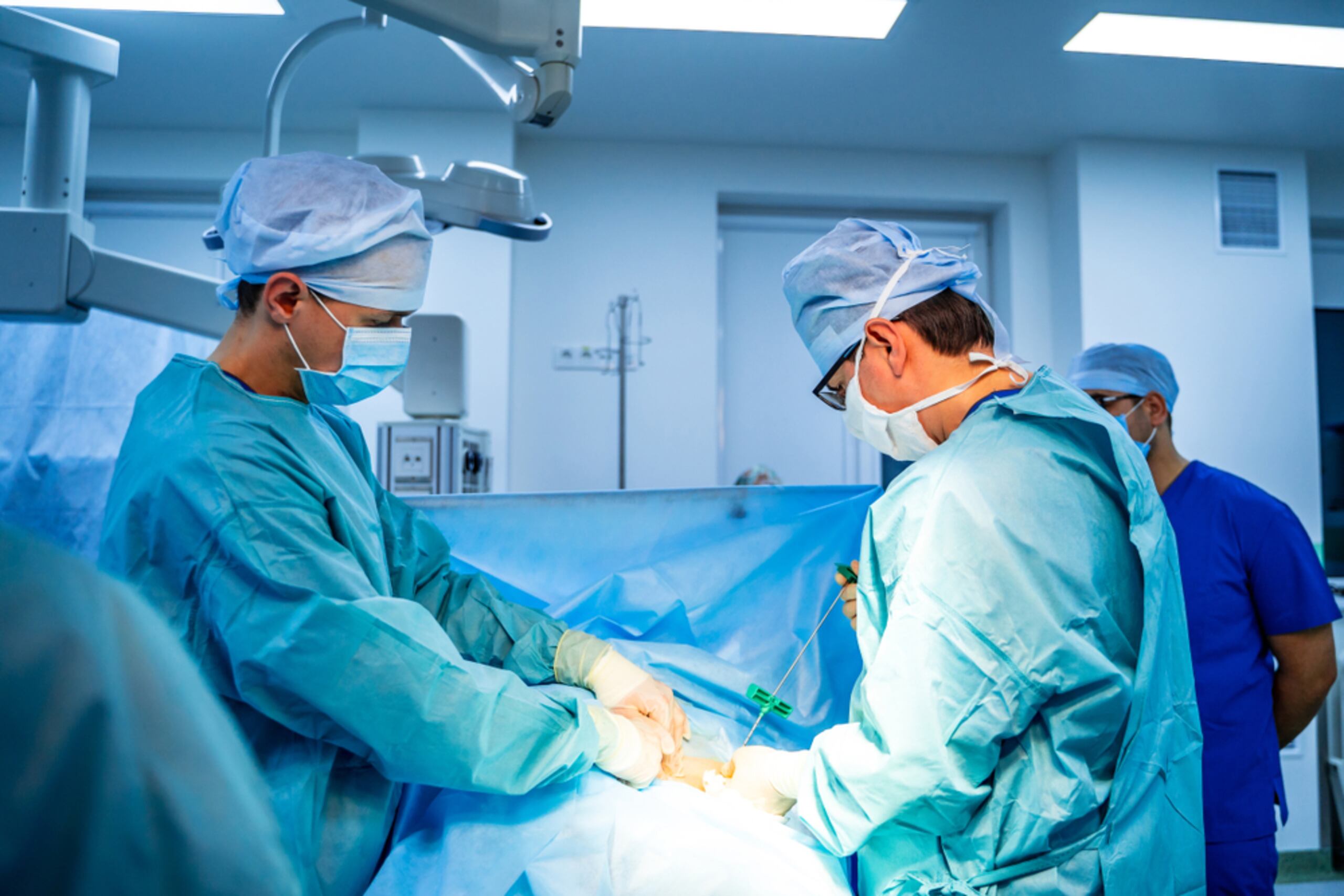 El Programa de Trasplante de Médula Ósea y Terapia Celular del Hospital Auxilio Mutuo ha ofrecido sus servicios ininterrumpidamente y realizando trasplantes de forma segura durante la pandemia.