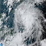 Onda tropical en el Golfo de México podría convertirse en tormenta 