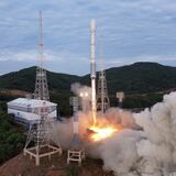 Corea del Norte publica fotos del fallido lanzamiento de su satélite 