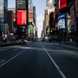 Disparan a dos mujeres y una niña en Times Square: la policía busca al atacante