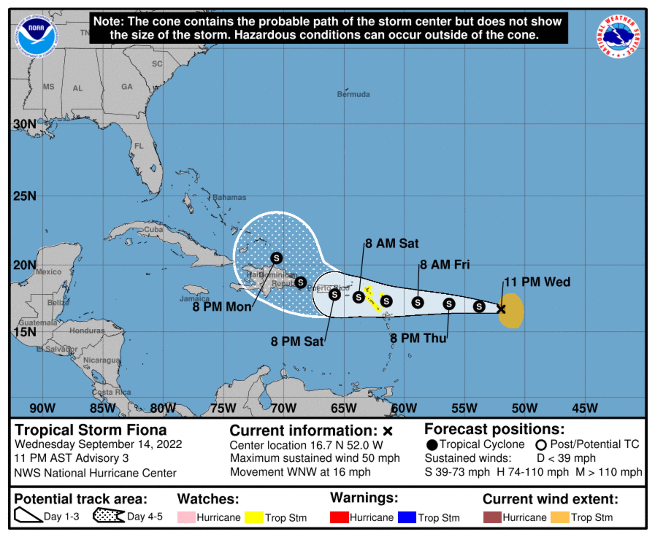 Pronóstico de la tormenta tropical Fiona emitido a las 11:00 de la mañana por el Centro Nacional de Huracanes.