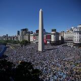 Inicia la selección argentina su viaje para la fiesta de pueblo