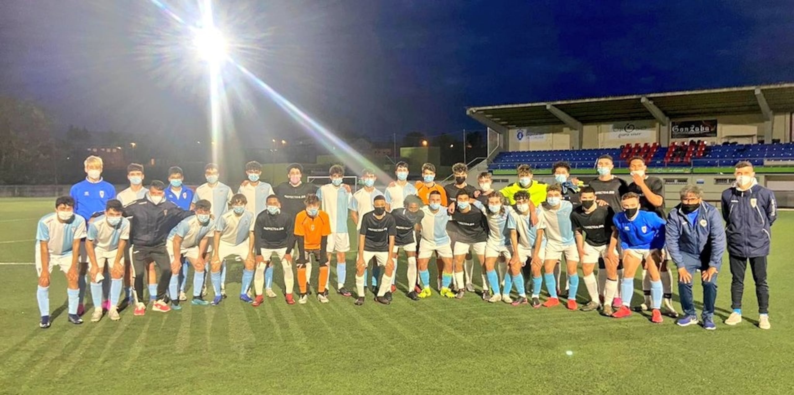 El proyecto de Ossie Antonetti comenzó como uno para desarrollo de jóvenes boricuas amantes del fútbol en España. Ahora también ayuda a desarrollar voleibolistas y el exjugador nacional y entrenador no descarta comenzar también a recibir jugadores de baloncesto.