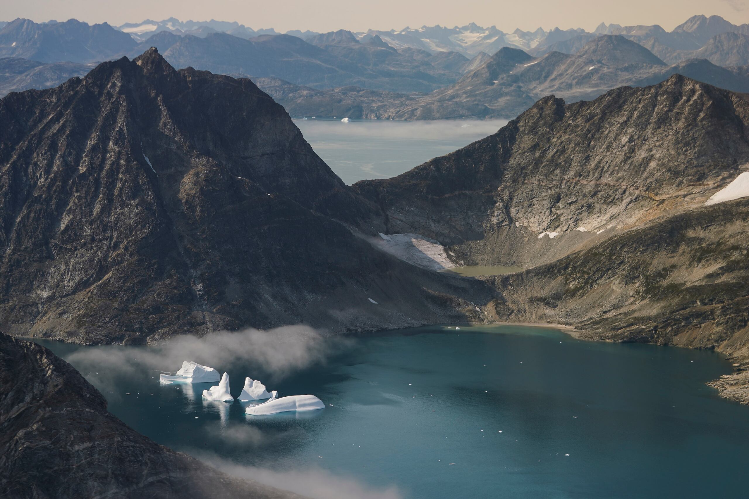 Las inevitables 10 pulgadas que indica el estudio son más del doble del incremento en el nivel del mar que los científicos habían esperado previamente como resultado del derretimiento de la capa de hielo de Groenlandia.