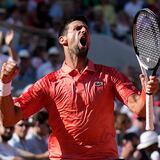 Novak Djokovic adelanta en París a pesar de los abucheos 