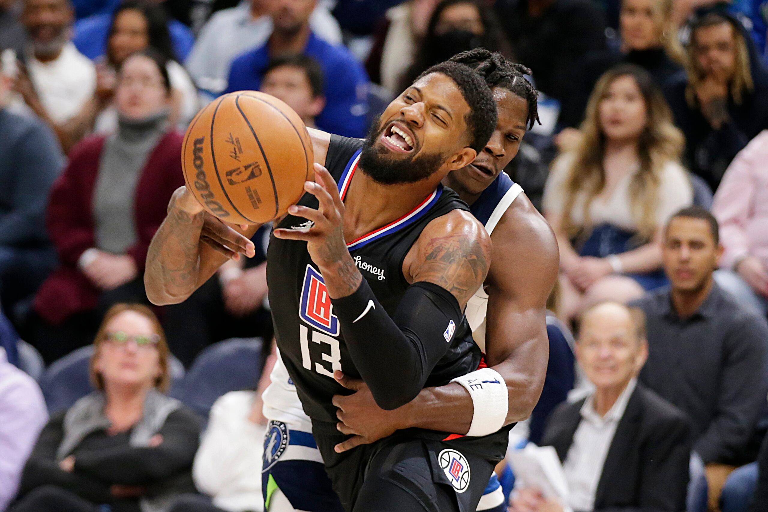 Paul George George anotó 34 puntos en la derrota de 109-104 en Minnesota en el primer juego de “play-in”.