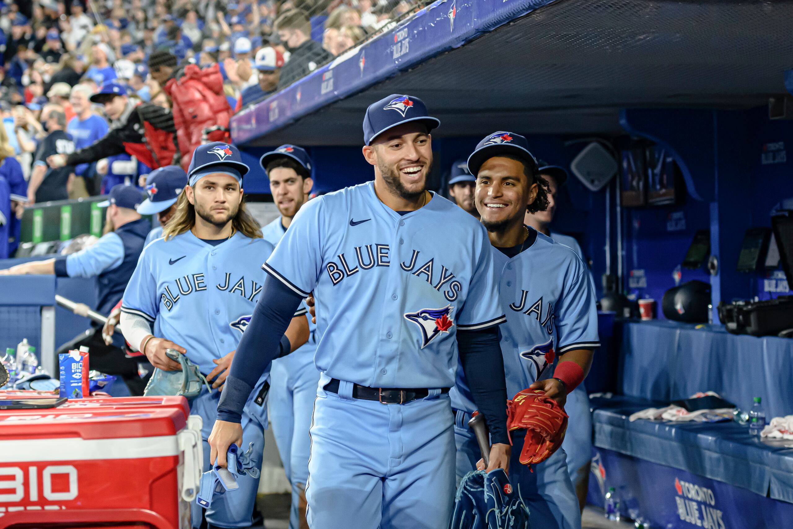 George Springer ha manifestado su interés por vestir la camiseta de Puerto Rico por ser elegible para ello ya que su madre es natural de Utuado.