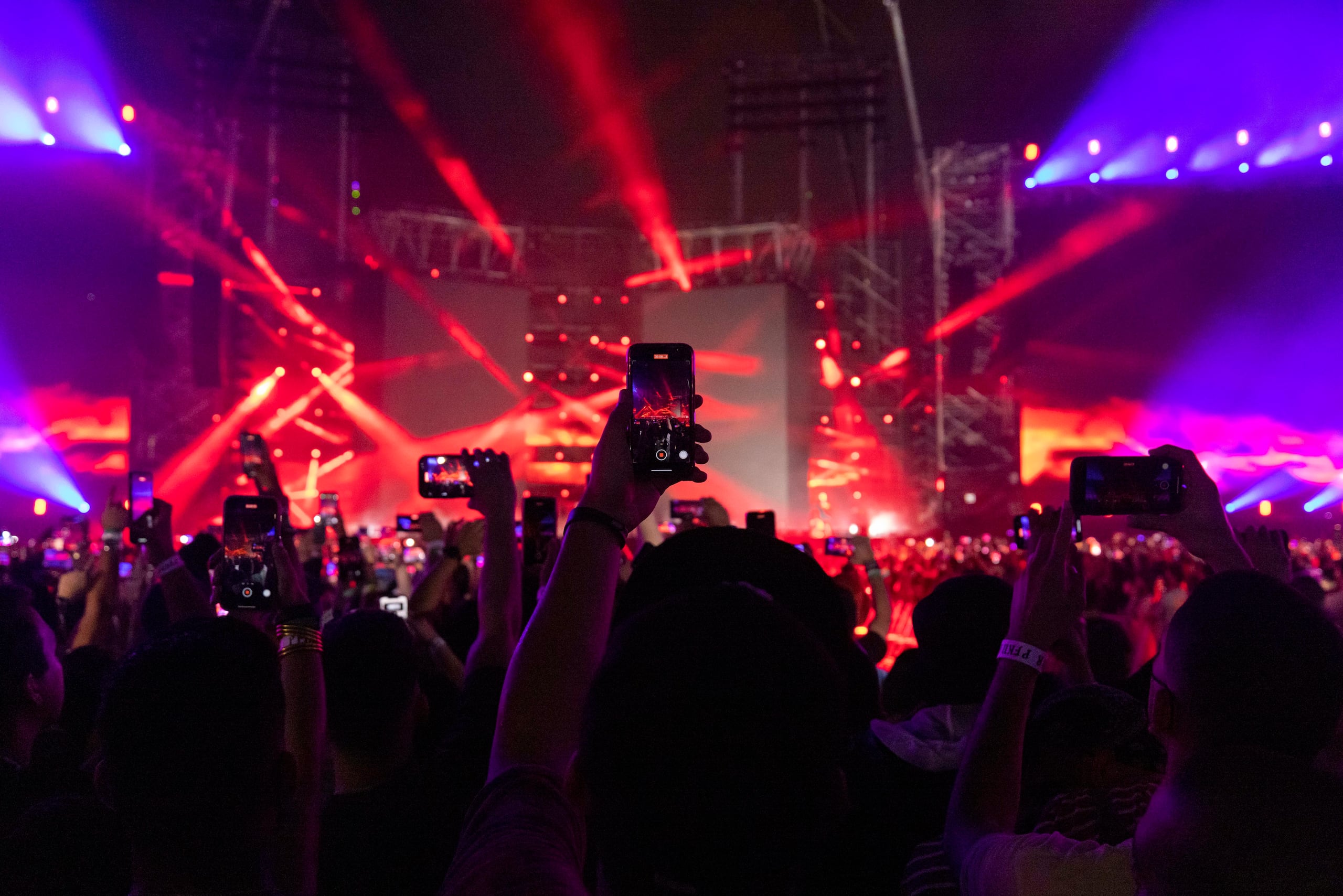 El concierto de Bad Bunny, "P FKN R", en el 2021, parece haber despertado el interés de sus pares en la música urbana sobre el Estadio Hiram Bithorn.