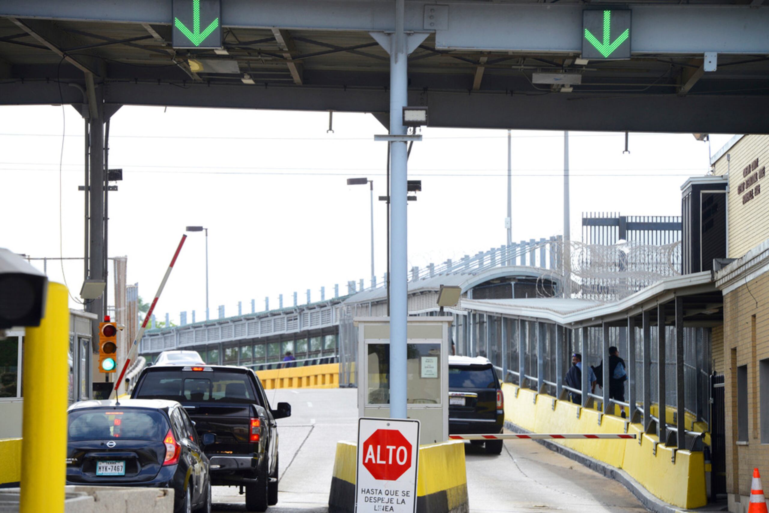 El peaje del Puente Internacional Gateway en Brownsville, Texas, para cruzar a Matamoros, México.