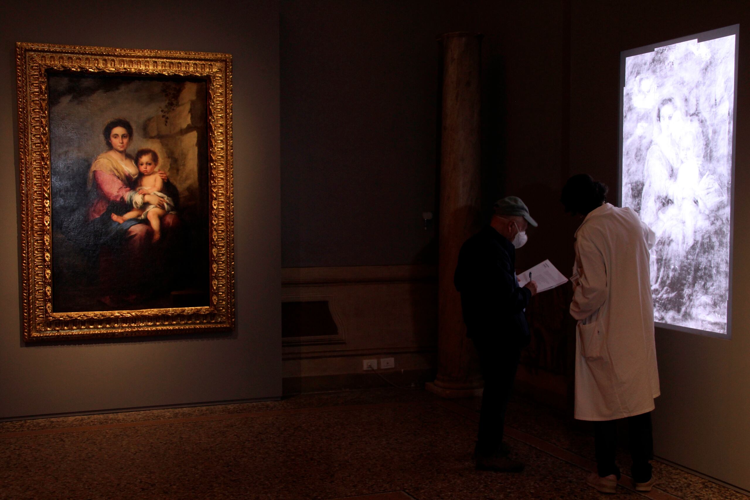 La radiografía ha abierto toda una seria de hipótesis, como el significado de unas pinceladas sobre la cabeza del santo, que bien podrían ser los “rayos que acompañan frecuentemente la iconografía de San Francisco”.