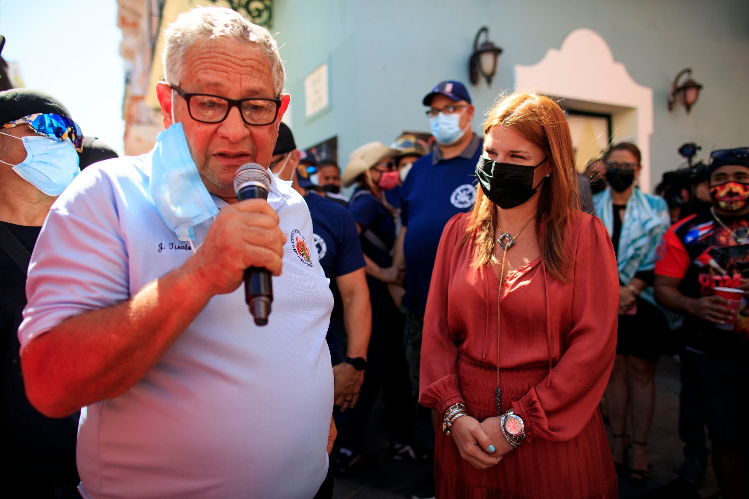 José Tirado, presidente del Sindicato de Bomberos y Noelia García, secretaria de la Gobernación, se reunirán hoy en La Fortaleza.