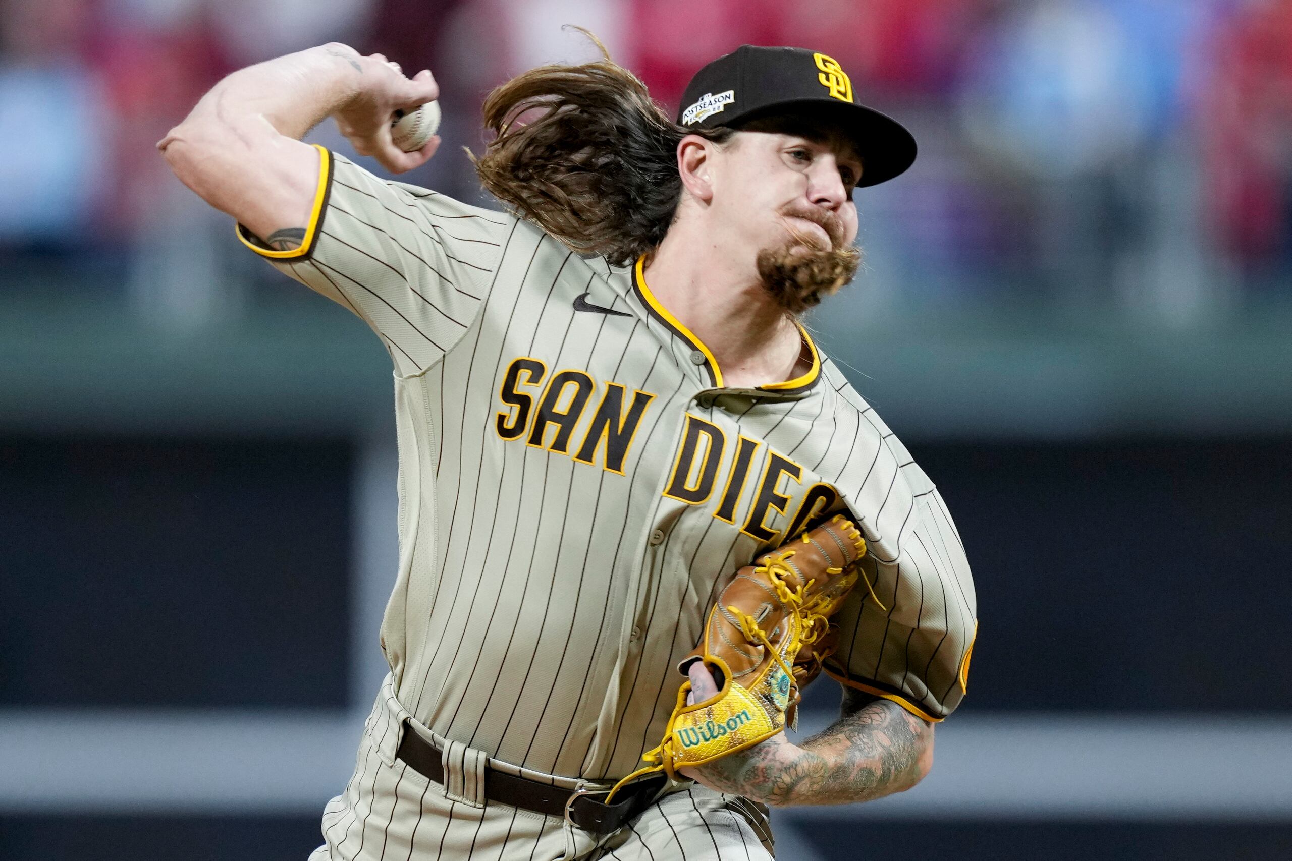 Mike Clevinger, de 32 años, ha lanzado en las Mayores durante las pasadas siete temporadas.