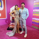 Julián Gil se compromete en Qatar con su novia Valería Marín