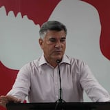 Charlie Delgado regaña a legisladores populares