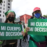 Marcha por el derecho al aborto toma las calles del Viejo San Juan