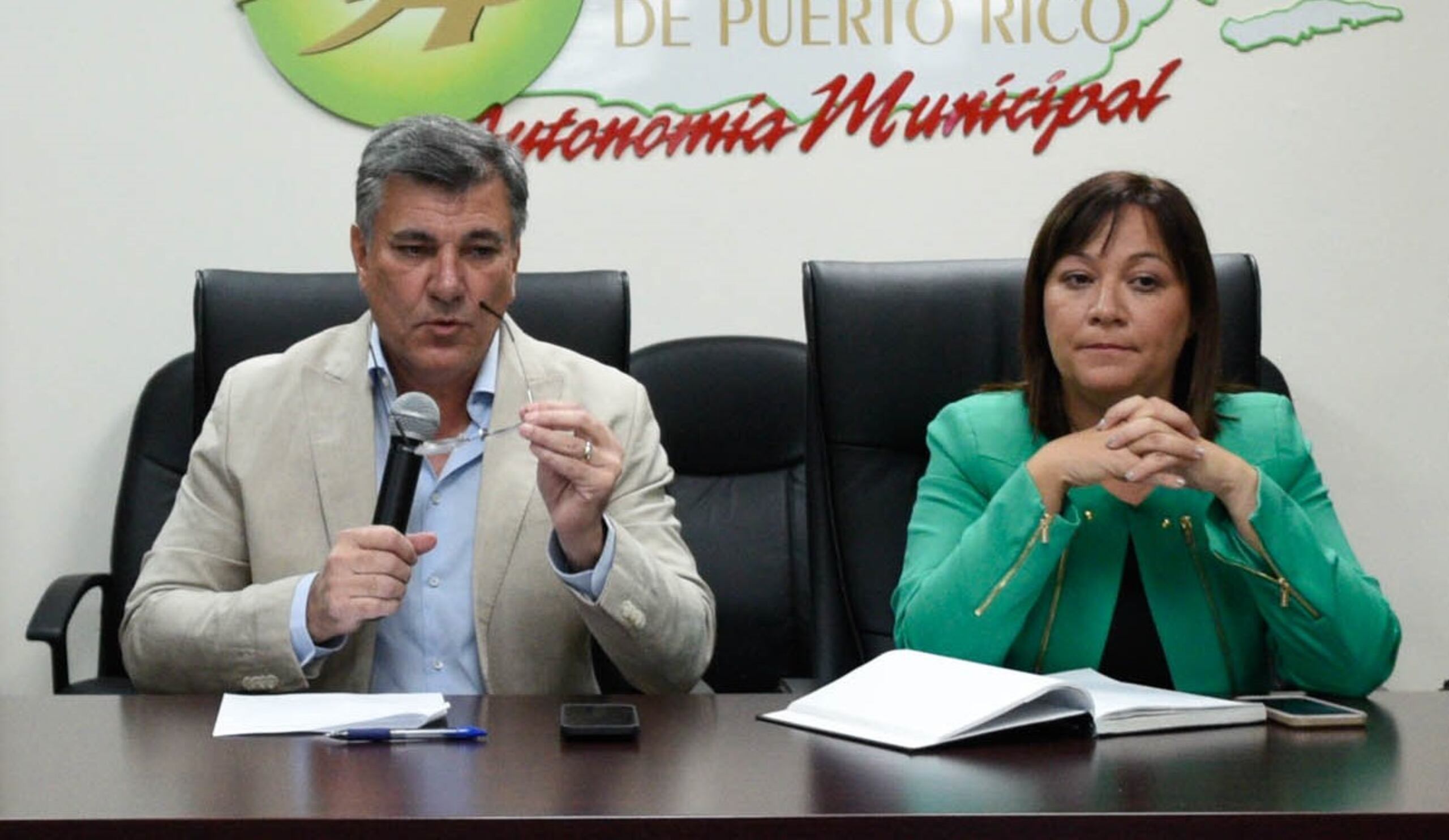 Carlos “Charlie” Delgado Altieri y Carmen Maldonado González.