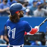 Bo Bichette se puso el 21 en la espalda y remolcó cinco para Toronto