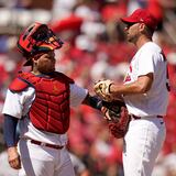 Los Cardinals aplauden las carreras de Yadier Molina, Albert Pujols y Adam Wainwright