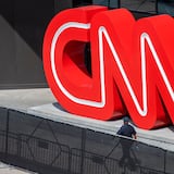 CNN anuncia “cientos” de despidos 