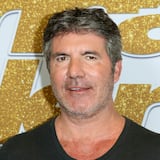 Simon Cowell alborota las redes tras reaparecer con su cara estirada