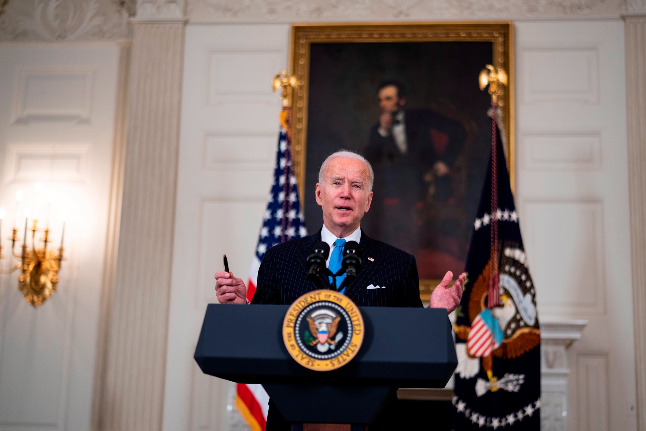 El presidente de Estados Unidos, Joe Biden, habla desde la Casa Blanca.