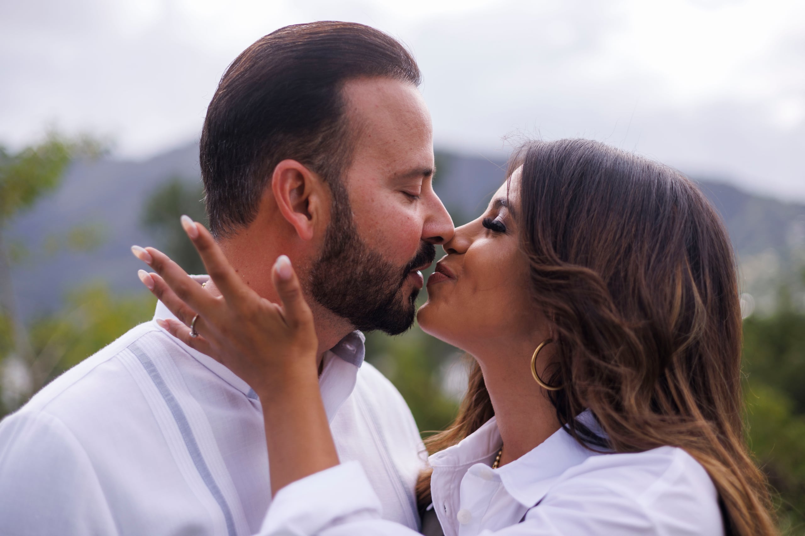 Veggie vestirá un traje diseñado por la ponceña Lisa Porrata el día de su boda.