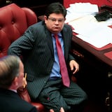 Radicarán cargos en alzada contra senador Javier Aponte por altercado con su exchofer