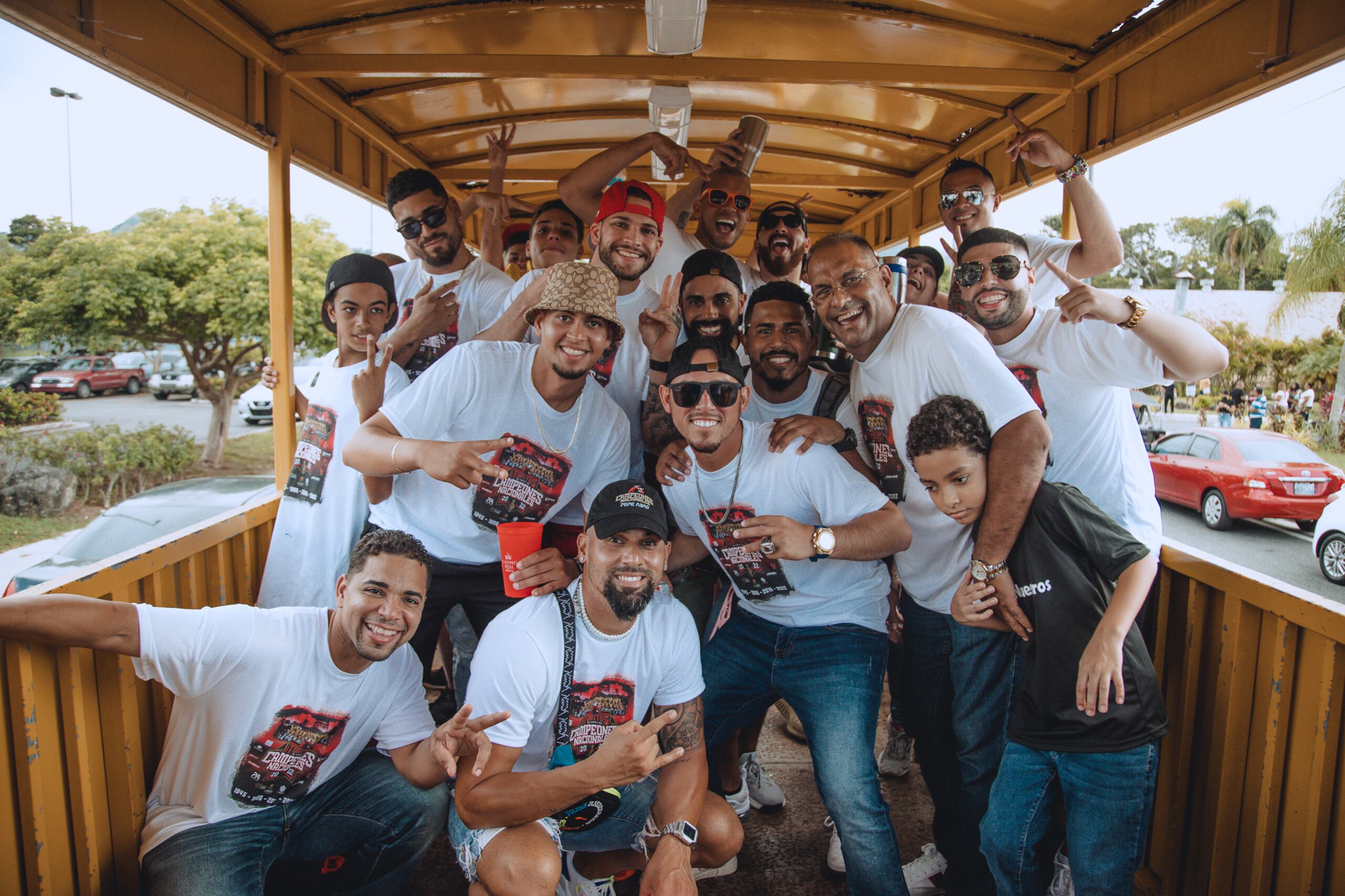 Los Toritos de Cayey celebraron su cuarto cetro nacional. (Víctor Banegas)