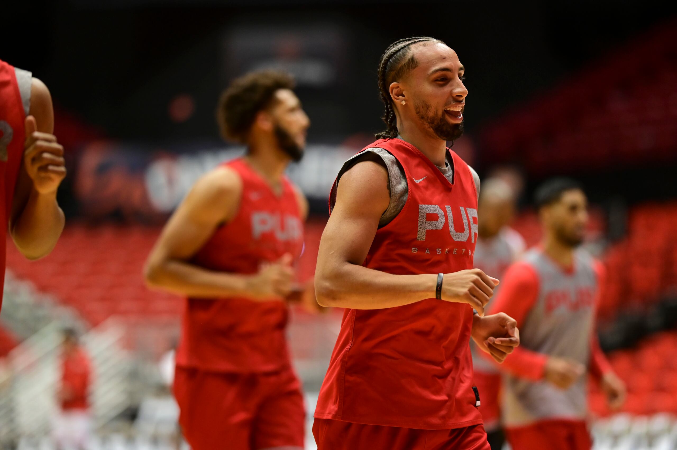 El armador de la NBA José Alvarado podría ser uno de los jugadores activos en el torneo Americup.