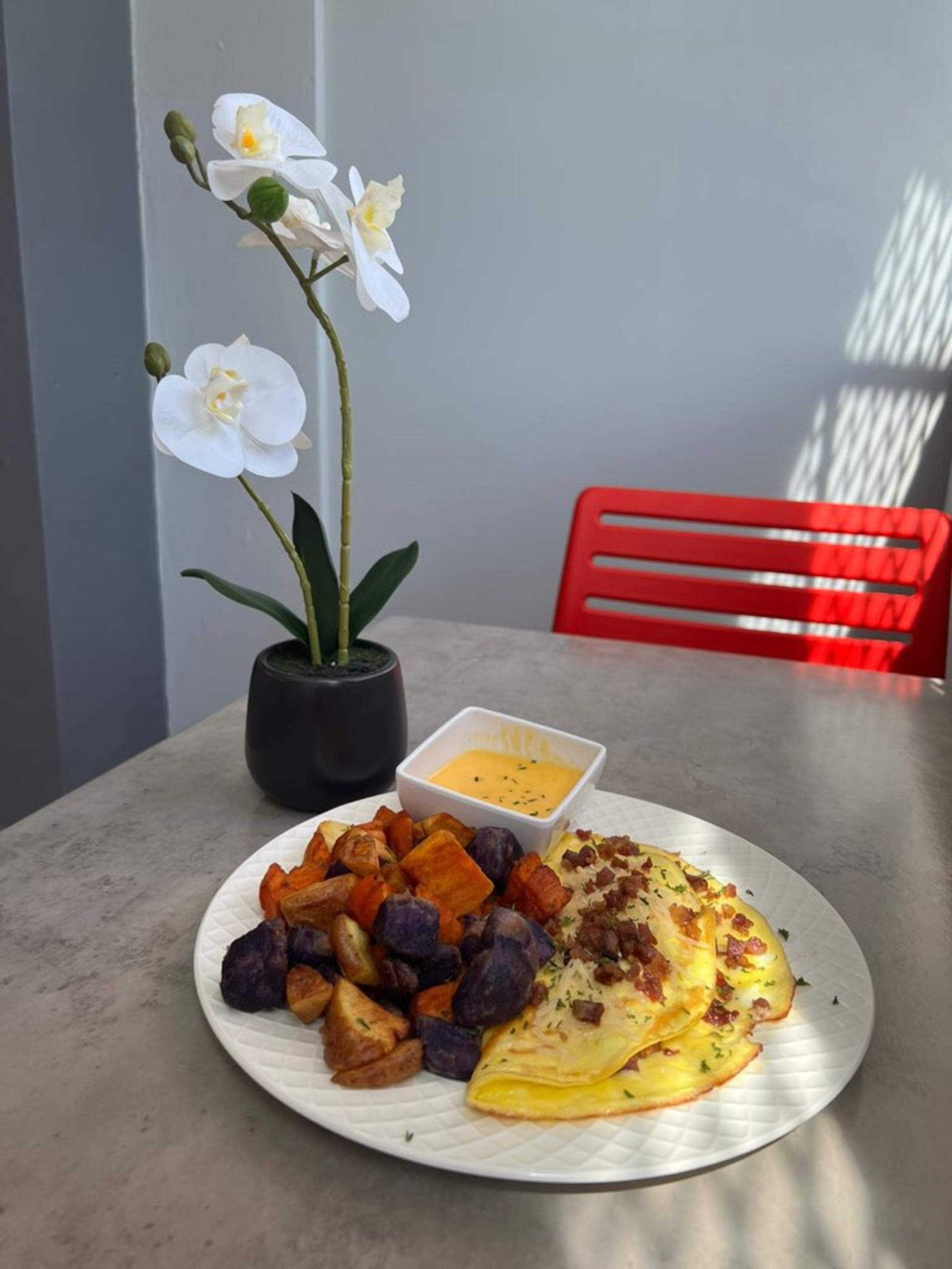 La oferta del local integra desayunos todo el día.