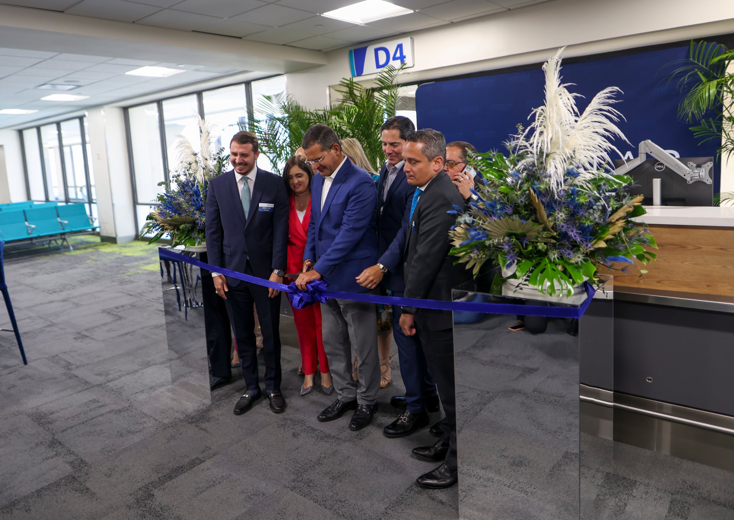 El presidente de Aerostar indicó que la empresa proyecta otros $250 millones en los próximos cinco años en diversos proyectos. Durante la inauguración del Terminal D estuvo el gobernador Pedro Pierluisi y jefes de agencia.