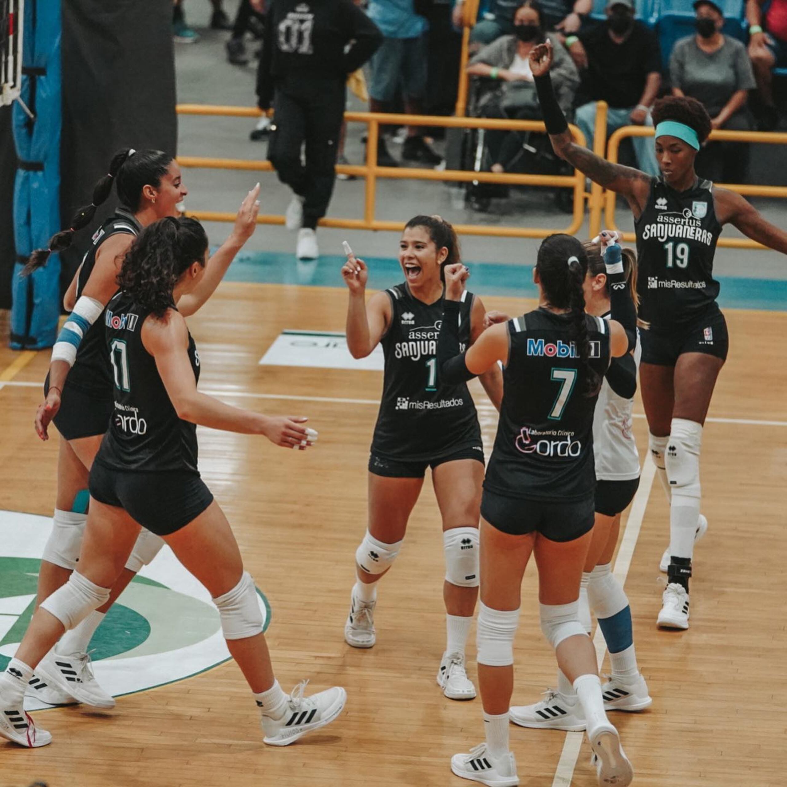 Las Sanjuaneras siguen bajo la suspensión impuesta por la Federación Puertorriqueña de Voleibol.