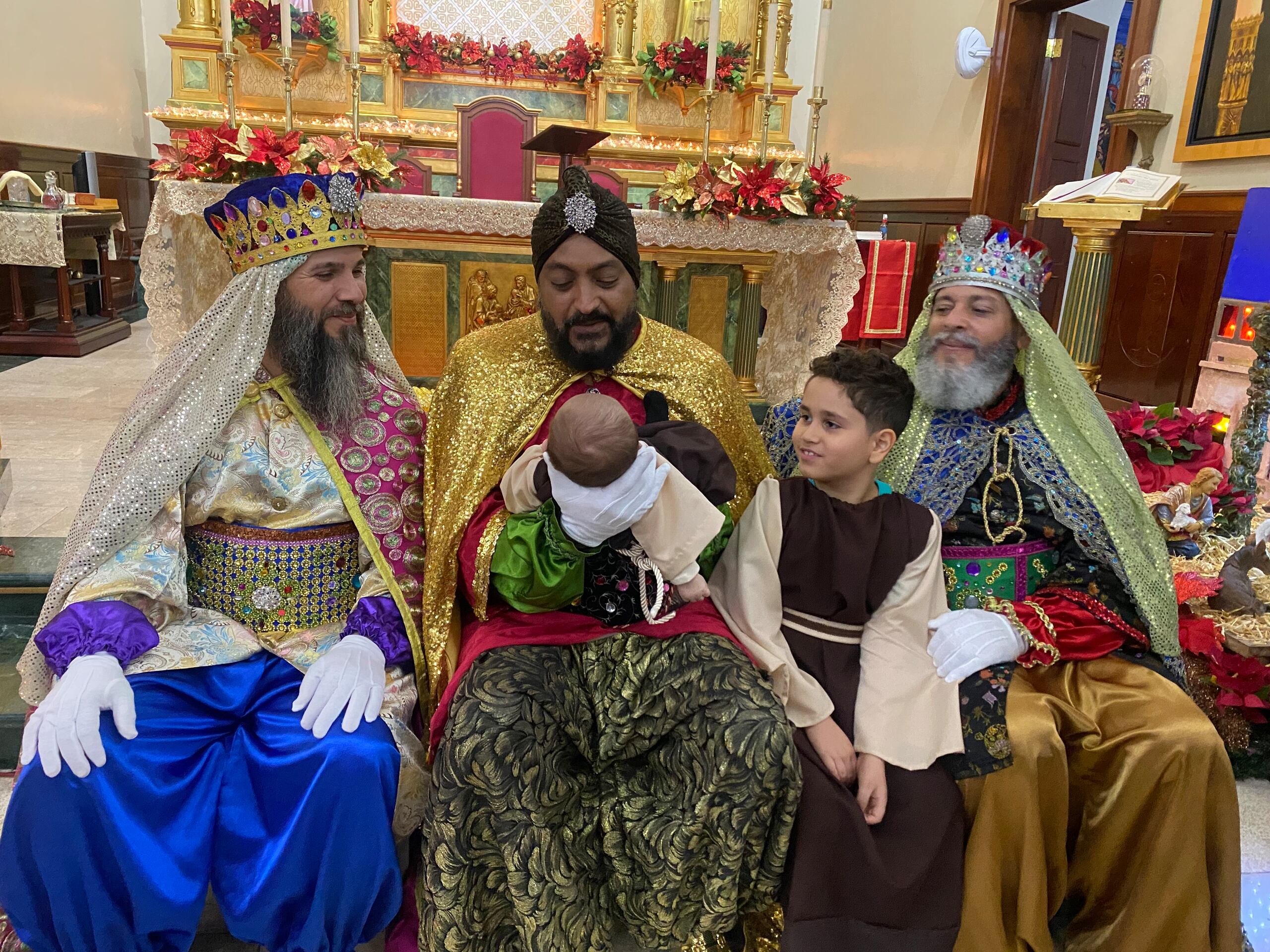 Luego de visitar el Vaticano y varios pueblos de la Isla, los Reyes Magos de Juana Díaz llegan a su pueblo.