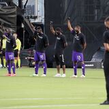 MLS reanuda la temporada con protesta contra el racismo