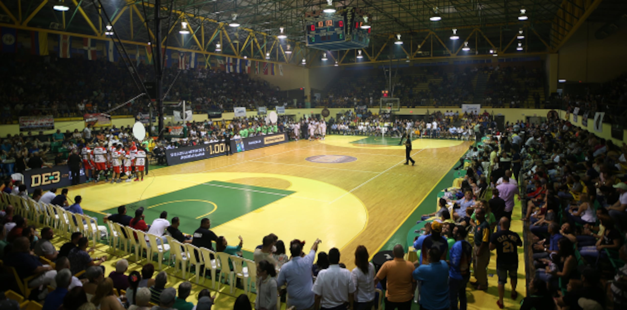 Los Gallitos regresaron a Isabela durante el pasado torneo cuando los Grises Humacao confrontaron problemas económicos. Actualmente, la cancha José “Buga” Abreu es un centro de servicio de FEMA. (Archivo)