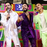 Lleno de alegría el “backstage” de Premios Juventud