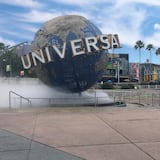 Universal Orlando vuelve a requerir mascarillas ante repunte en casos de COVID-19 