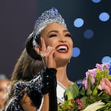 Miss Universe le buscó la vuelta a las críticas a su reina