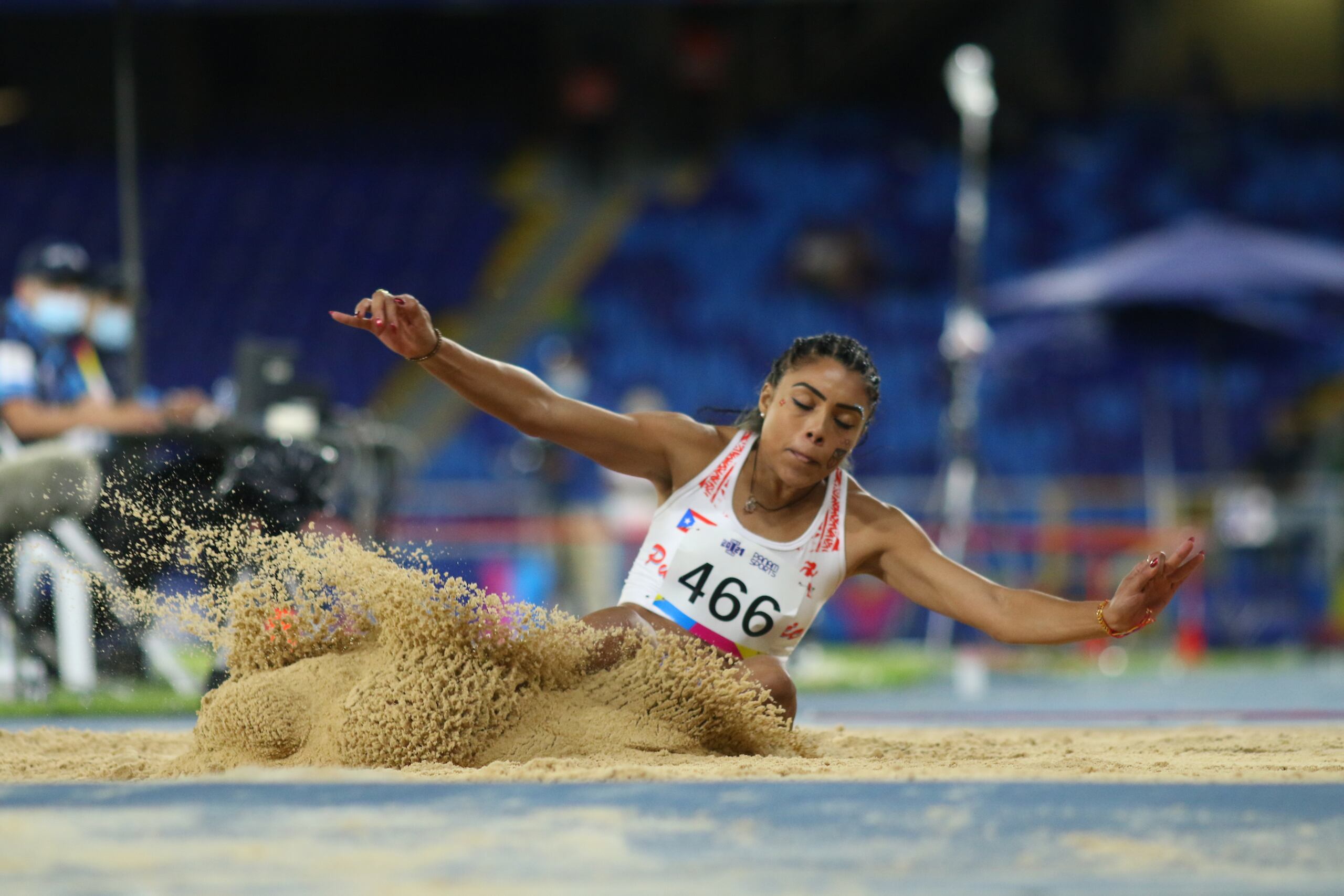 Paola Fernández se convirtió en campeona del salto largo de los Juegos Panamericanos Junior al registrar un salto de 6.33 metros.