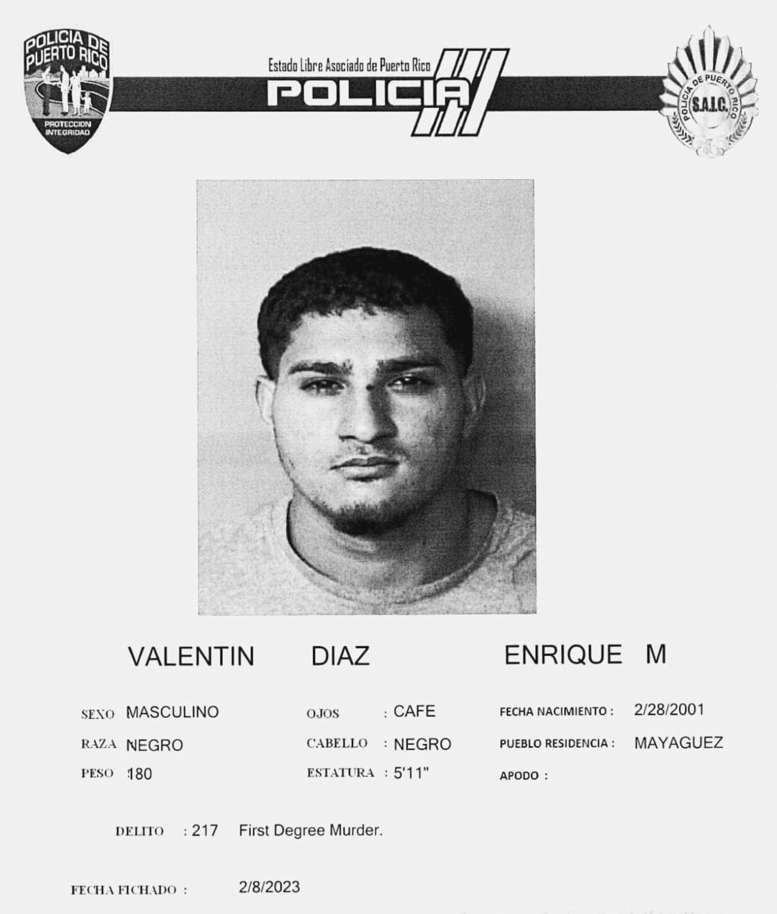 Enrique M. Valentín Díaz, acusado de asesinato en primer grado y por herir a un agente y un sargento de la División de Drogas y Narcóticos de Mayagüez.