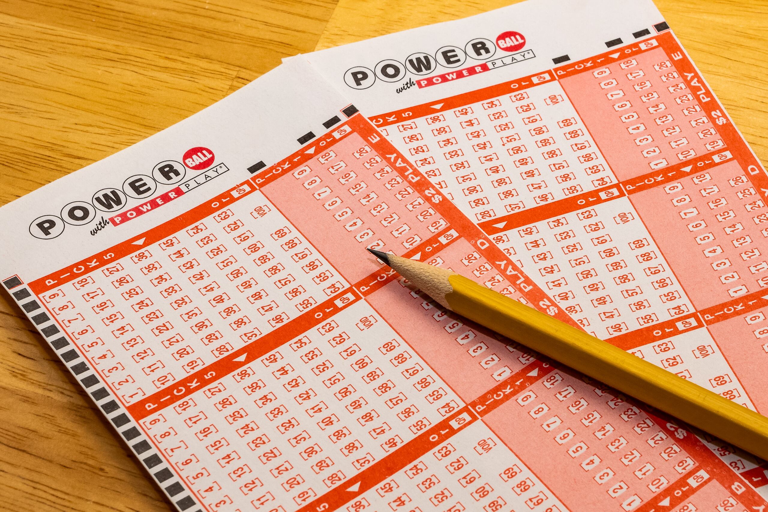 Boletas para participar del sorteo del Powerball.