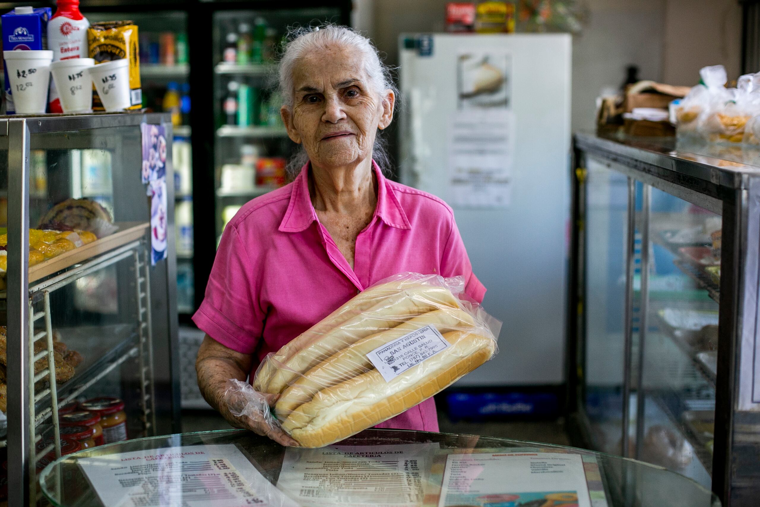 Desde 1980, doña Gladys mantiene la fórmula secreta del pan dulce de la panadería San Agustín, que ni el mismo panadero conoce.  