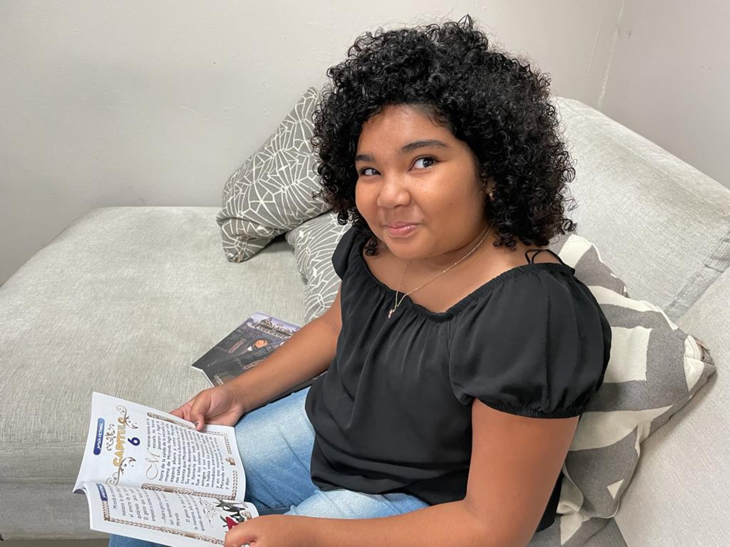 Myah Victoria Ramos Pagán, de 10 años, será una de las pequeñas escritoras que presentará y dramatizará su obra literaria en el Festival de Libros que se llevará a cabo en el Centro del Sur Mall en Ponce.