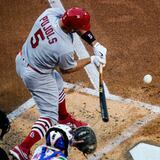 Albert Pujols se mueve al décimo puesto entre los jugadores con más hits conectados en las Mayores