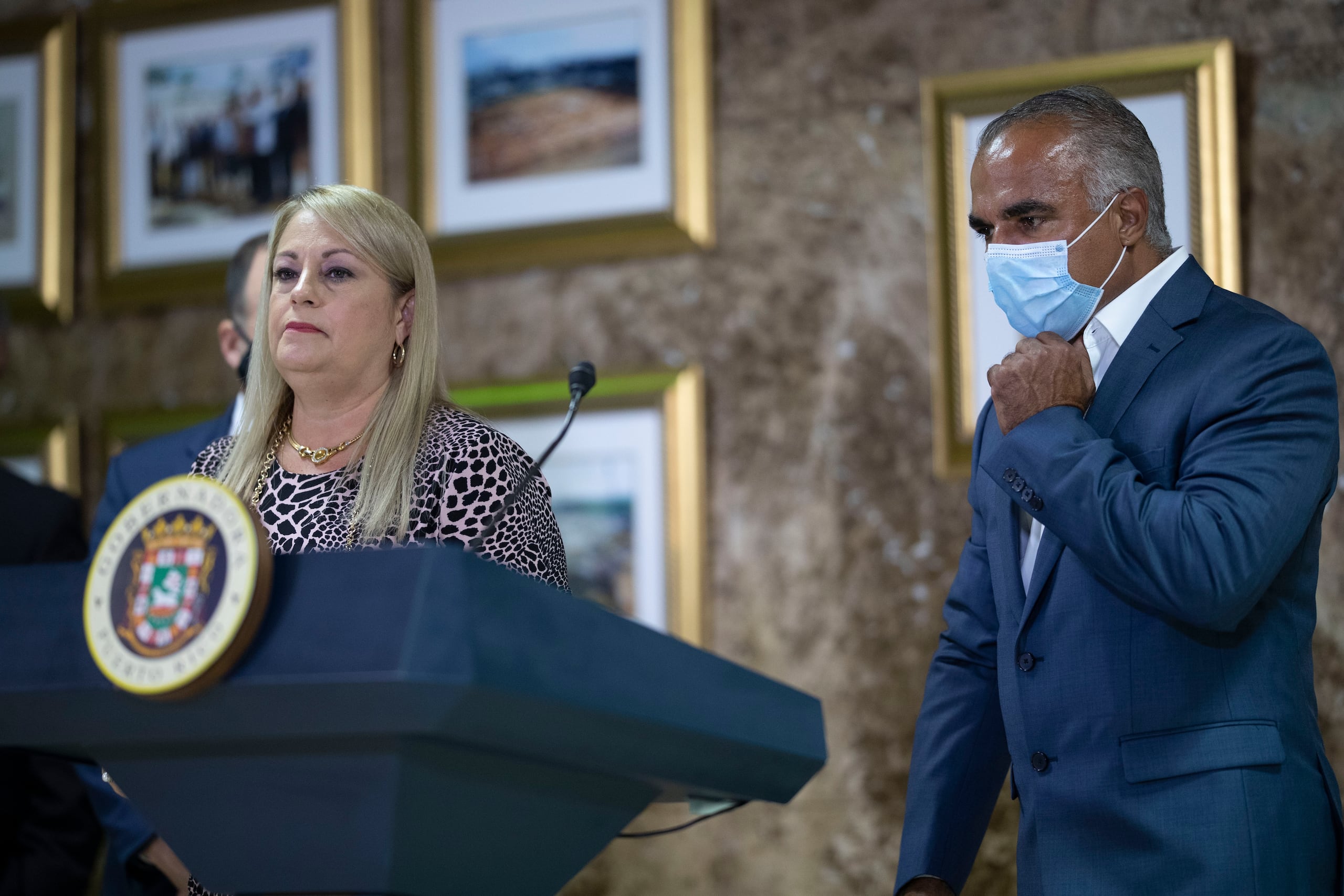 La gobernadora Wanda Vázquez, junto al secretario de Salud, Lorenzo González Feliciano, tiene previsto presentar la nueva orden ejecutiva del coronavirus a finales de esta semana.