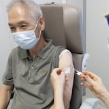 Suiza inicia una nueva ronda de vacunaciones contra la covid-19 para mayores de 16 años 