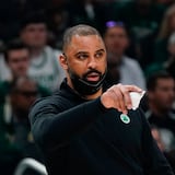 Los Rockets fichan a Ime Udoka como su nuevo entrenador