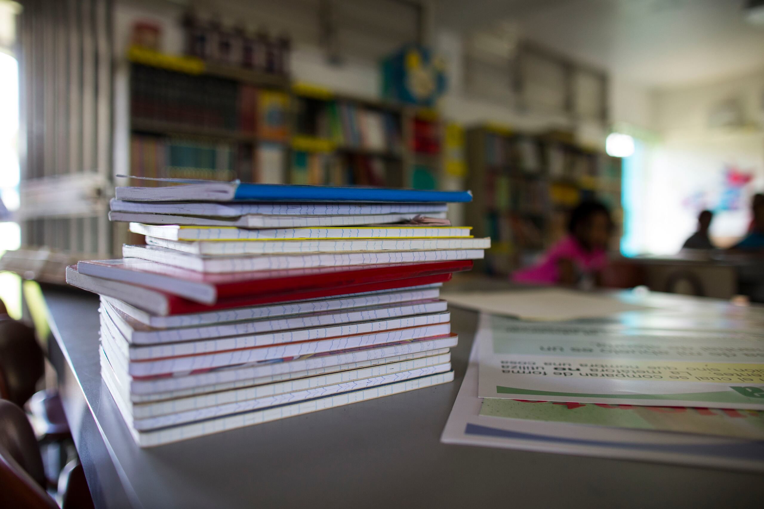 Los estudiantes con clasificaciones de B, C, o D, podrán tomar clases para aumentar promedio.