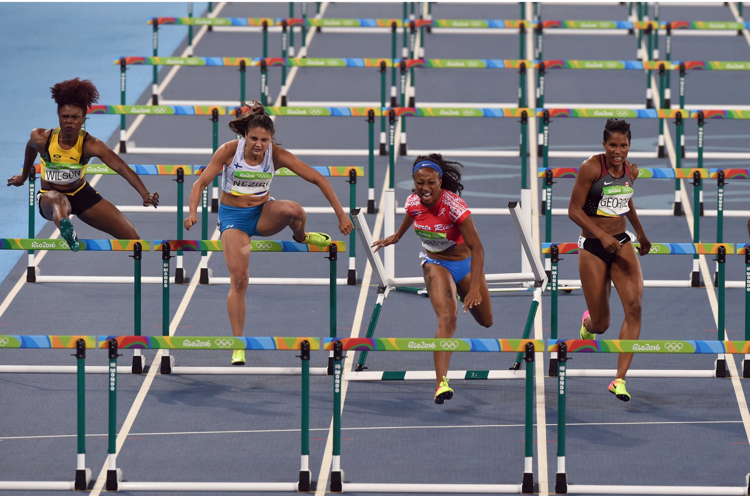 La caída fue de pesadilla. Sucedió un día antes que Javier Culson presentara una falsa salida en su final de los 400 metros con vallas. Con ambos accidentes, las opciones a medallas en el atletismo en Río se fueron a pique.